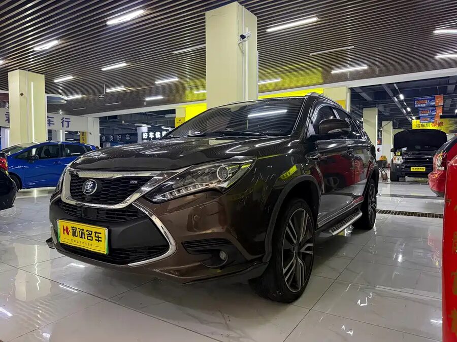 BYD Tang New Energy, 2017 — фото продавца с che168
