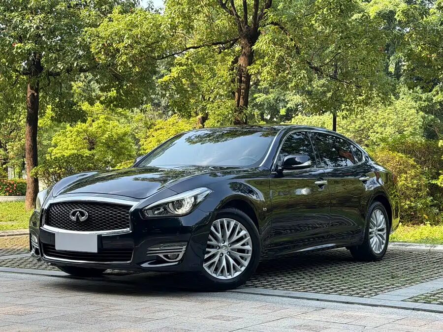 Infiniti Q70, 2016 — фото продавца с che168