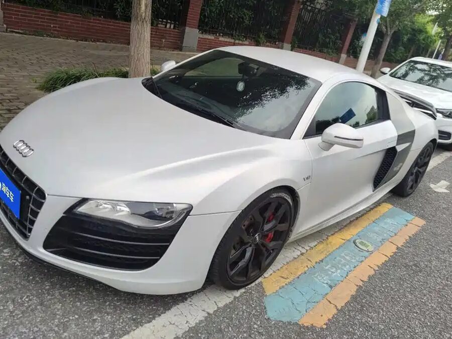 Audi R8, 2012 — фото продавца с che168