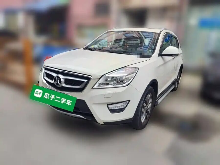 BAIC Senova X65, 2015 — фото продавца с che168