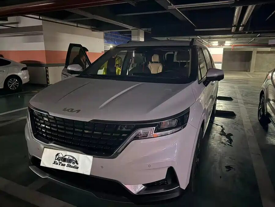Kia Carnival, 2022 — фото продавца с che168