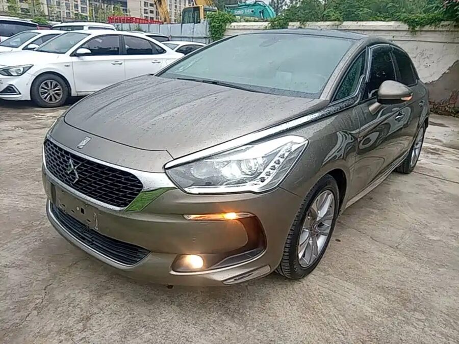 DS DS 5, 2017 — фото продавца с che168