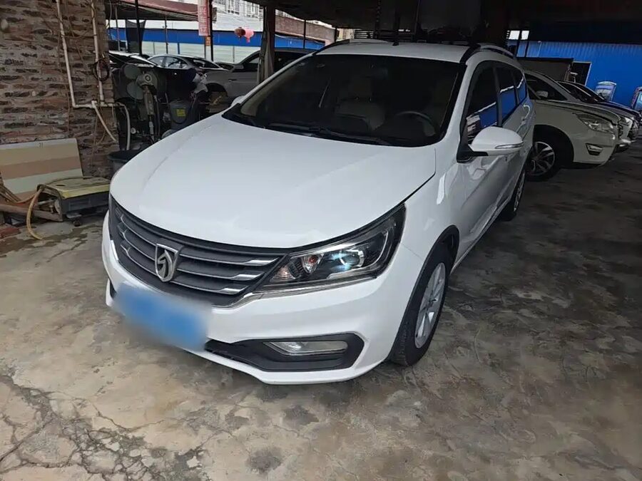 Baojun 310W, 2017 — фото продавца с che168