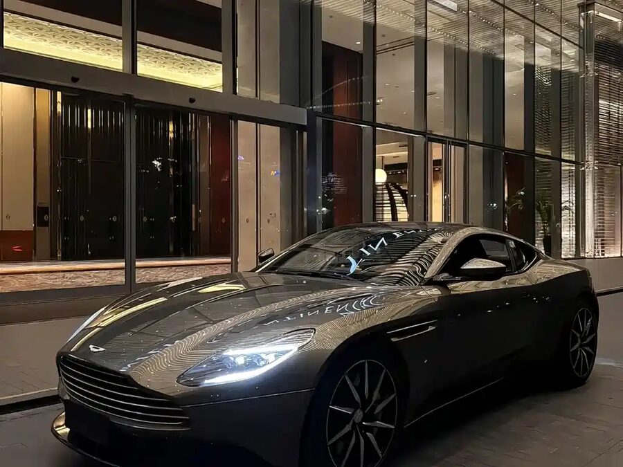 Aston Martin DB11, 2019 — фото продавца с che168