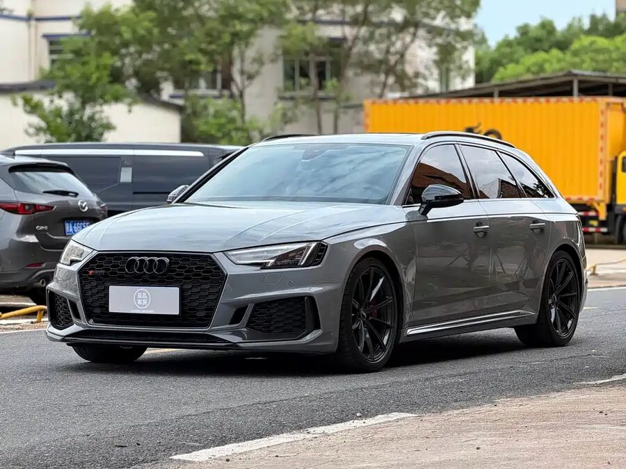 Audi RS 4, 2019 — фото продавца с che168