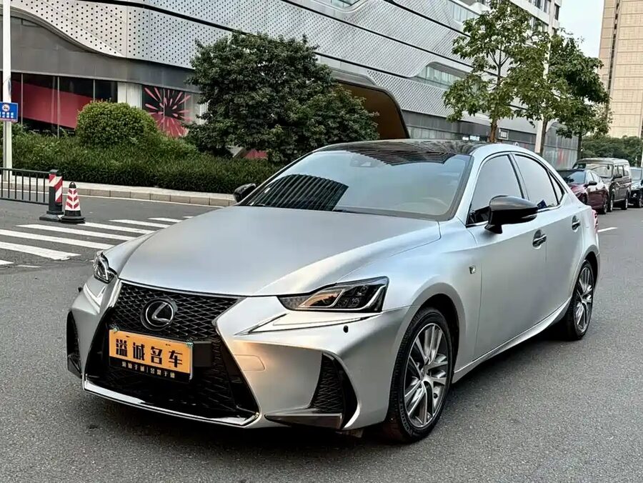 Lexus IS, 2017 — фото продавца с che168