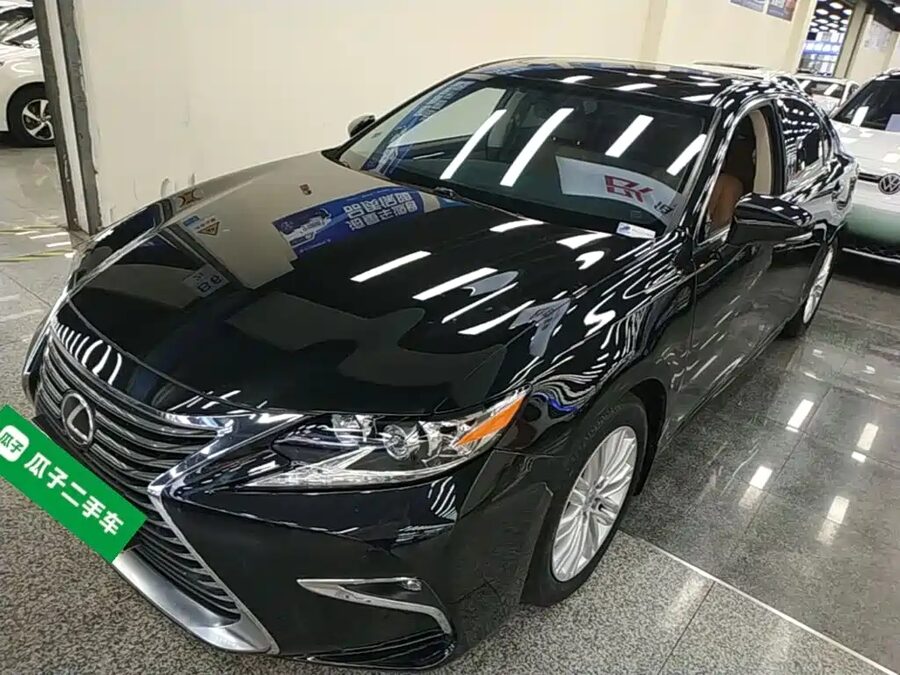 Lexus ES, 2017 — фото продавца с che168