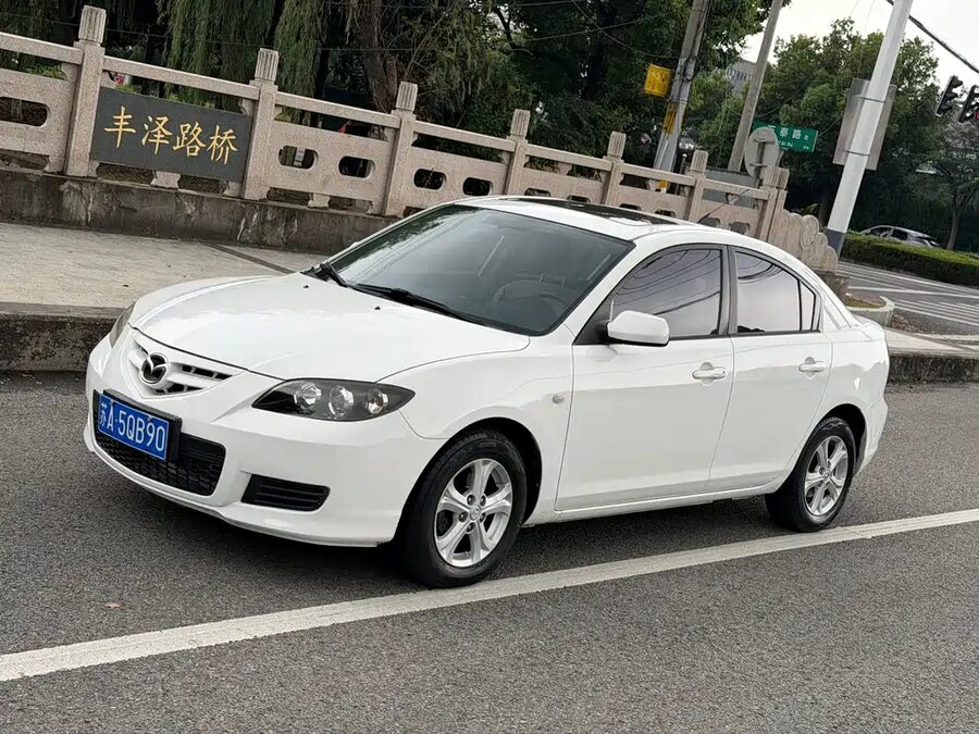 Mazda 3, 2013 — фото продавца с che168