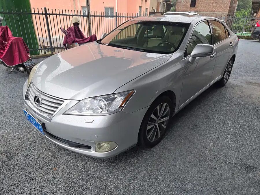 Lexus ES, 2010 — фото продавца с che168