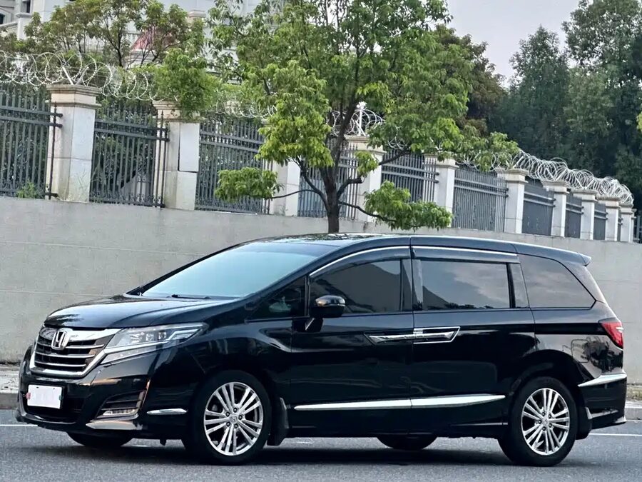 Honda Elysion, 2018 — фото продавца с che168