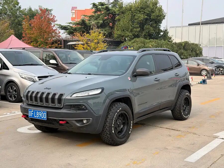 Jeep Cherokee (Import), 2014 — фото продавца с che168