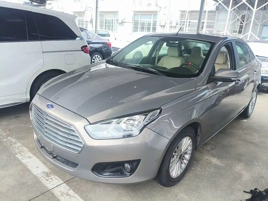 Ford Escort, 2015 — фото продавца с che168