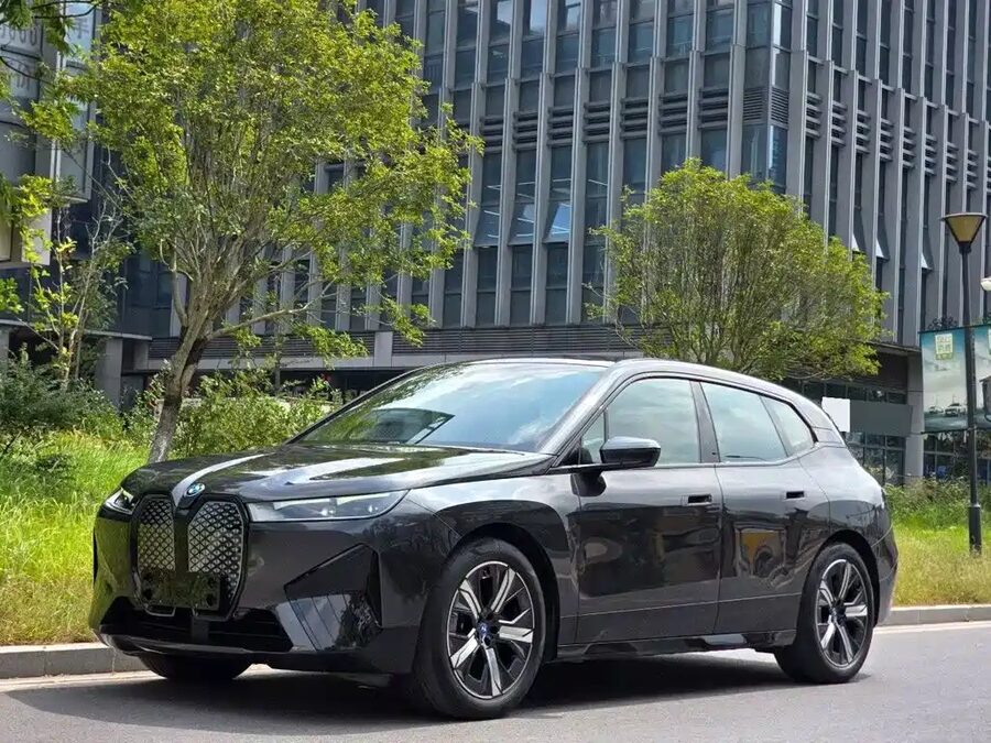 BMW iX, 2022 — фото продавца с che168