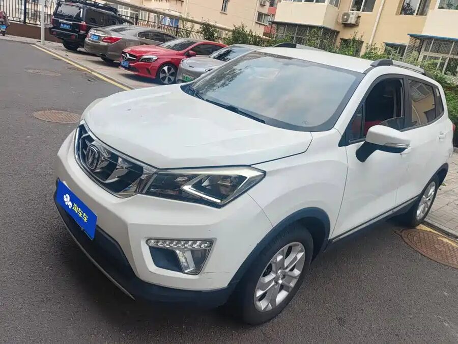 Changan CS15, 2017 — фото продавца с che168