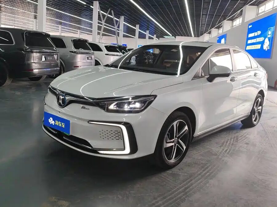 BAIC EU5, 2019 — фото продавца с che168
