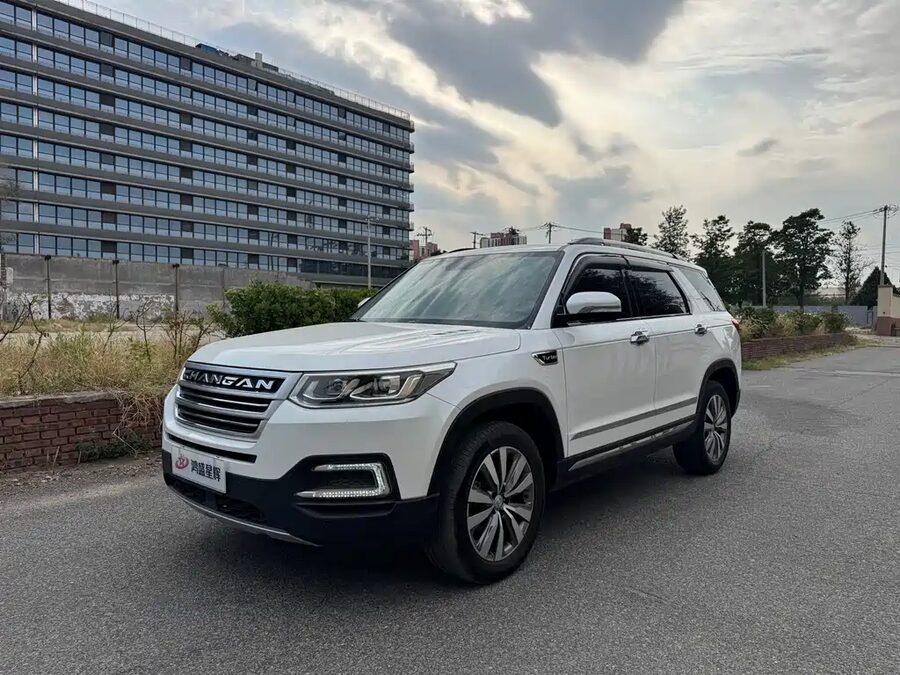 Changan CS95, 2017 — фото продавца с che168