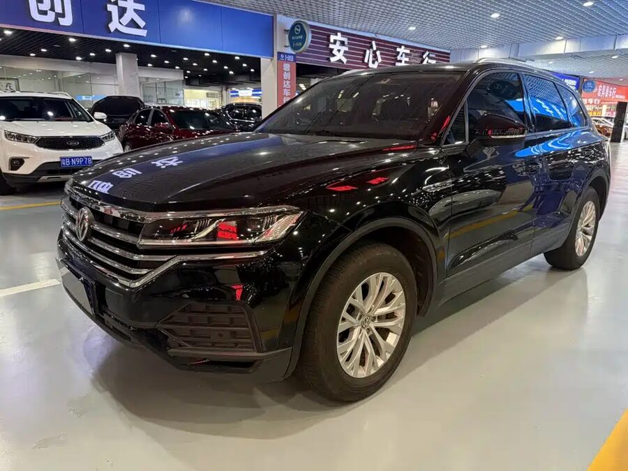 Volkswagen Touareg, 2020 — фото продавца с che168