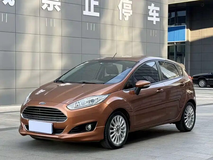 Ford Fiesta, 2015 — фото продавца с che168