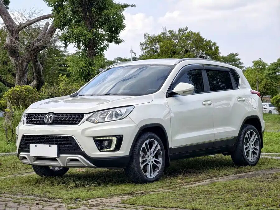 BAIC Senova X35, 2018 — фото продавца с che168