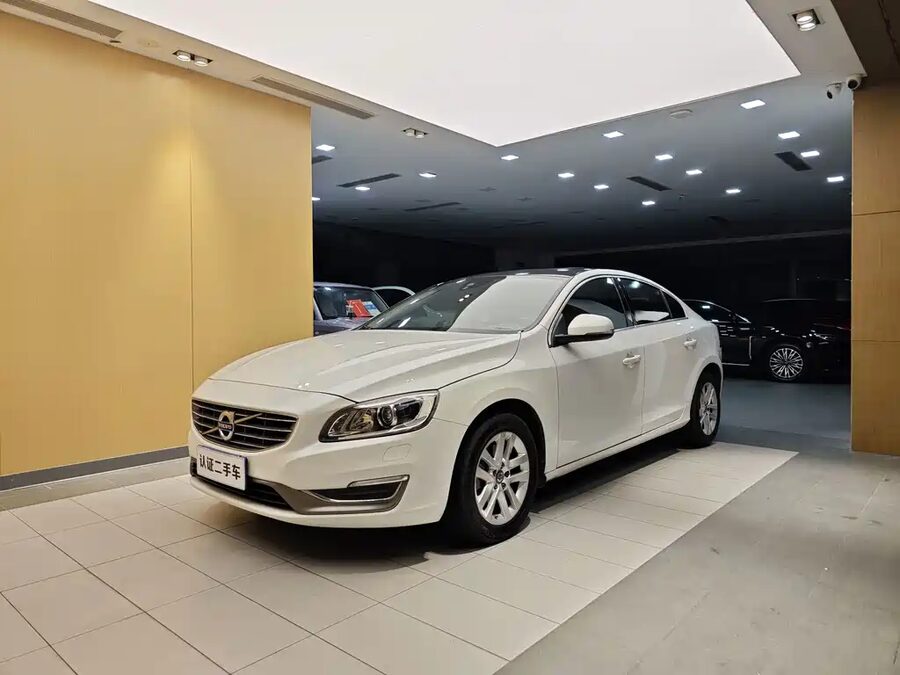 Volvo S60, 2017 — фото продавца с che168