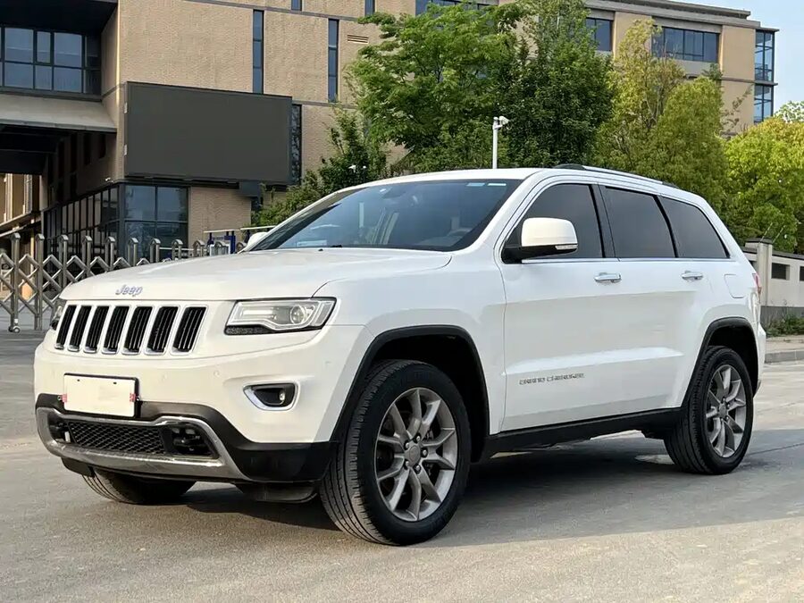 Jeep Grand Cherokee (Import), 2017 — фото продавца с che168