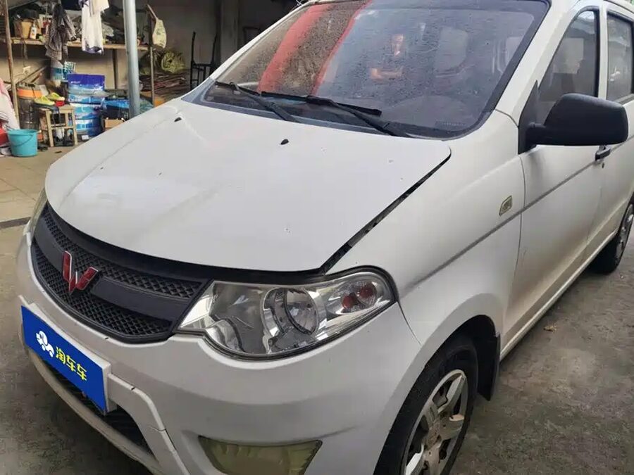 Wuling Hongguang, 2017 — фото продавца с che168
