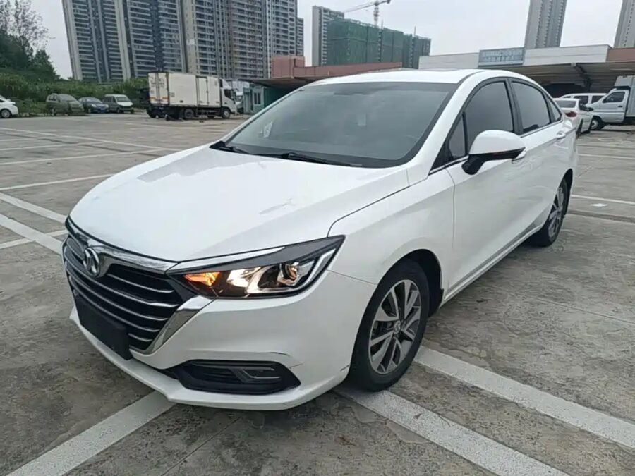 BAIC Senova D50, 2018 — фото продавца с che168