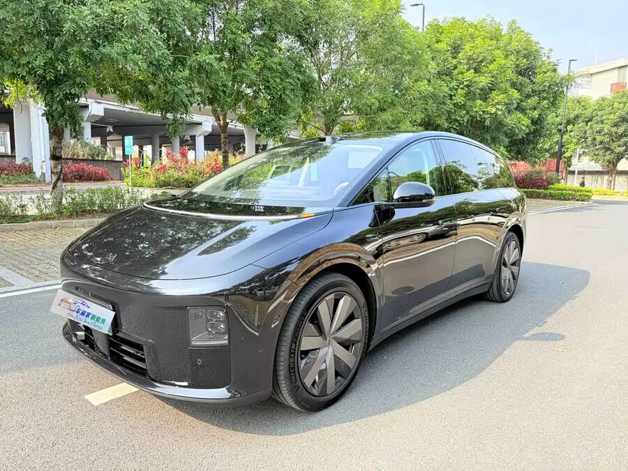 Li Auto Li i8, 2025 — фото продавца с che168