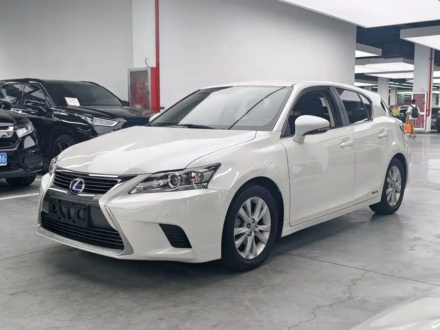 Lexus CT, 2017 — фото продавца с che168