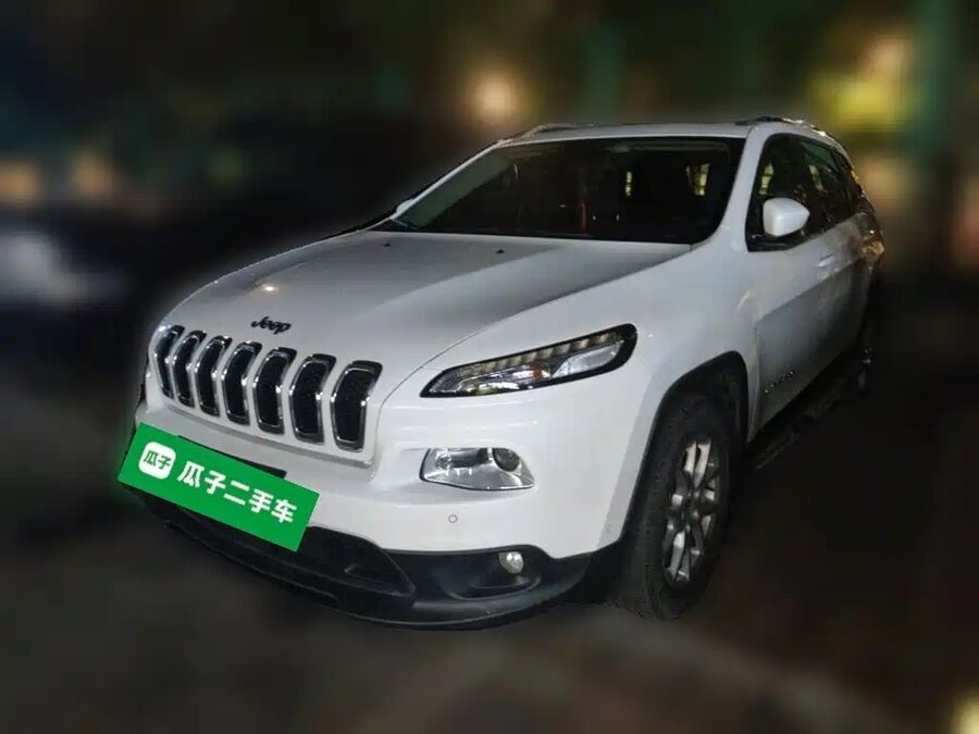 Jeep Cherokee, 2016 — фото продавца с che168
