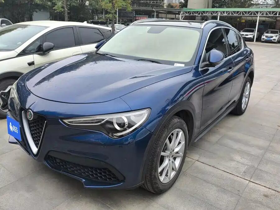 Alfa Romeo Stelvio, 2017 — фото продавца с che168