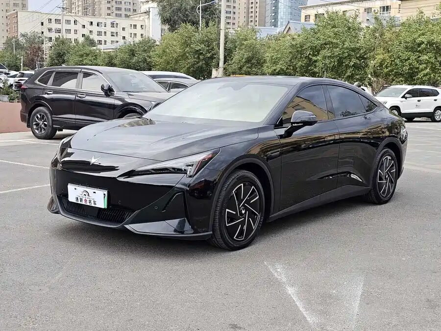 ARCFOX Alpha S5, 2026 — фото продавца с che168