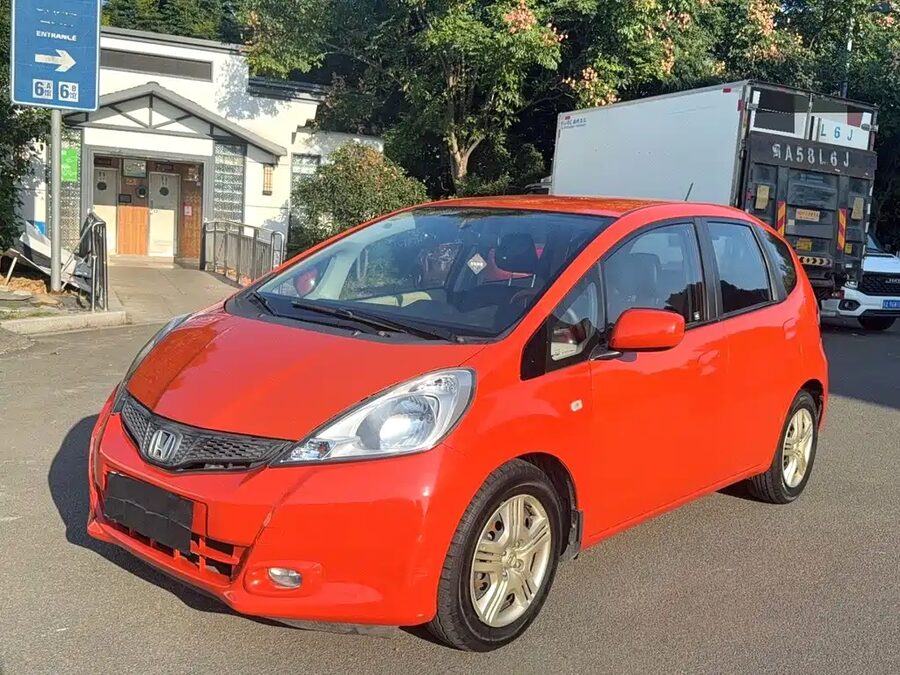 Honda Fit, 2013 — фото продавца с che168