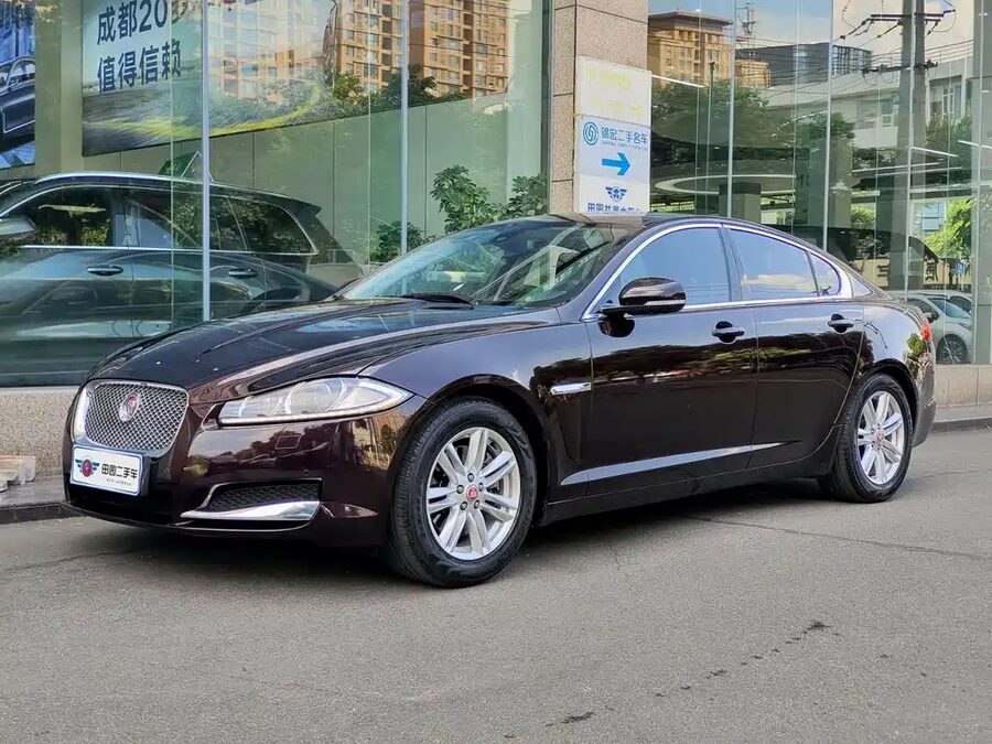 Jaguar XF, 2015 — фото продавца с che168