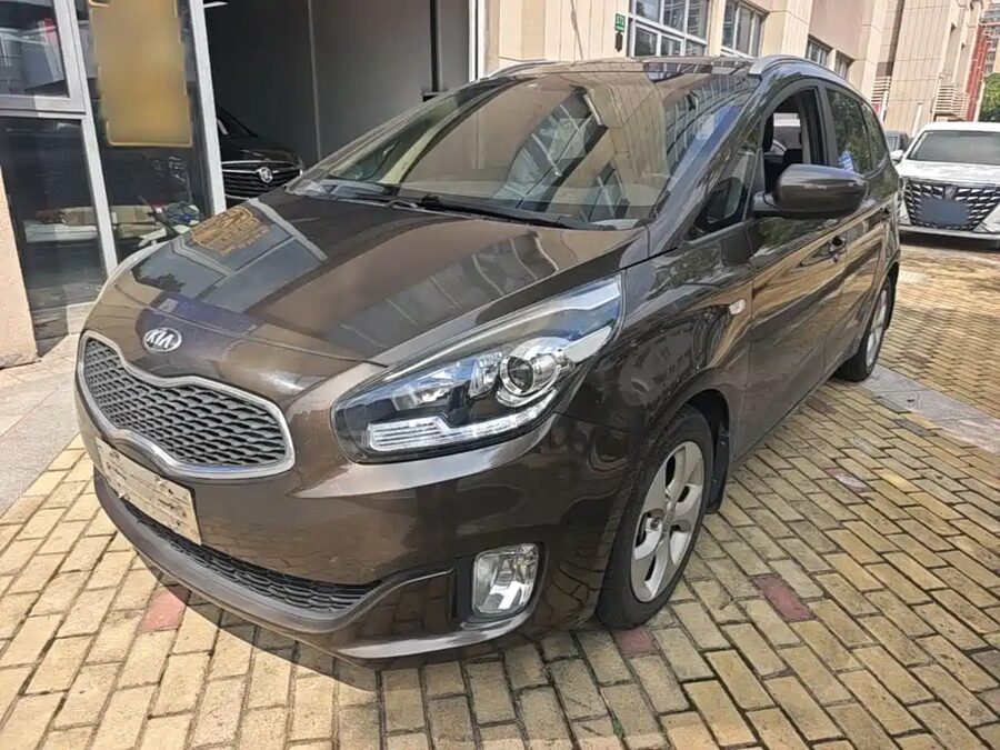 Kia Carens, 2016 — фото продавца с che168