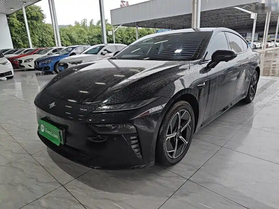 eπ eπ007, 2025 — фото продавца с che168
