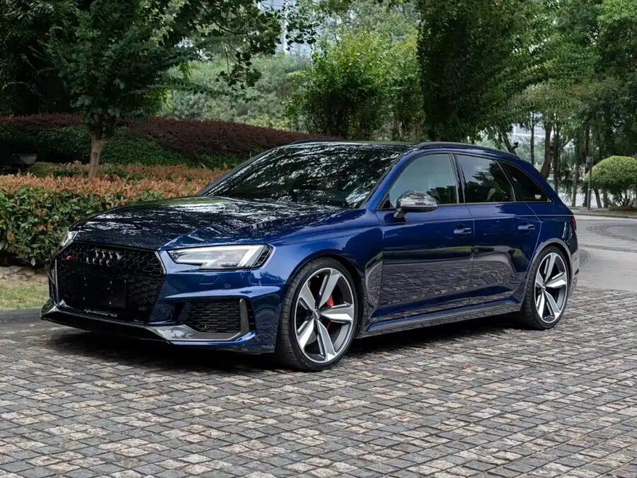 Audi RS 4, 2020 — фото продавца с che168