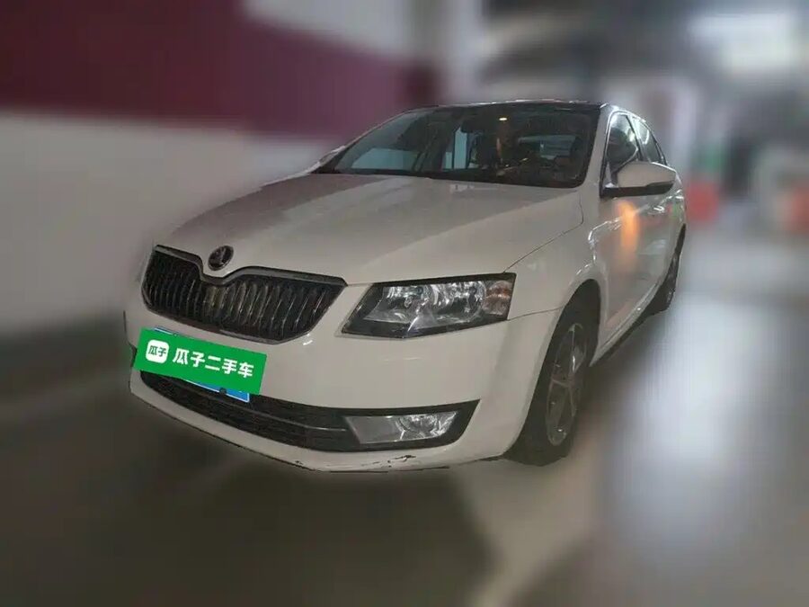 Skoda Octavia, 2016 — фото продавца с che168