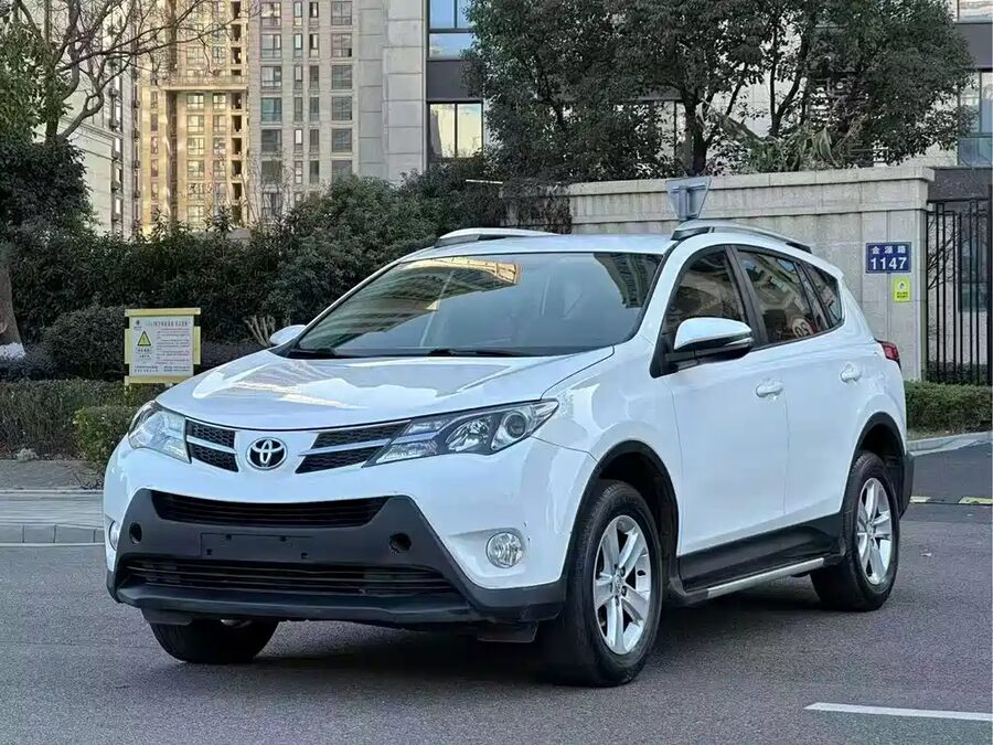 Toyota RAV4, 2014 — фото продавца с che168