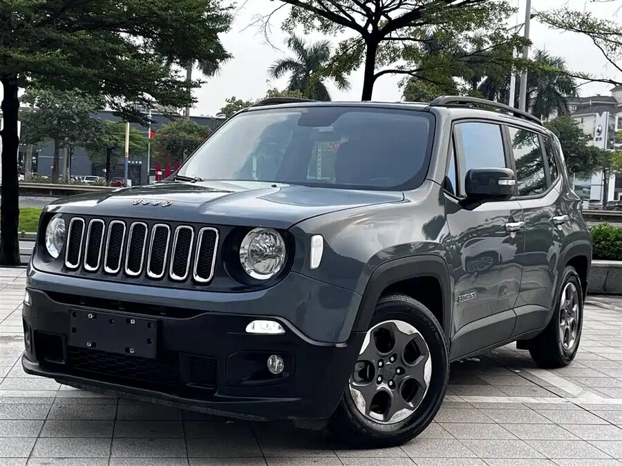Jeep Renegade, 2017 — фото продавца с che168