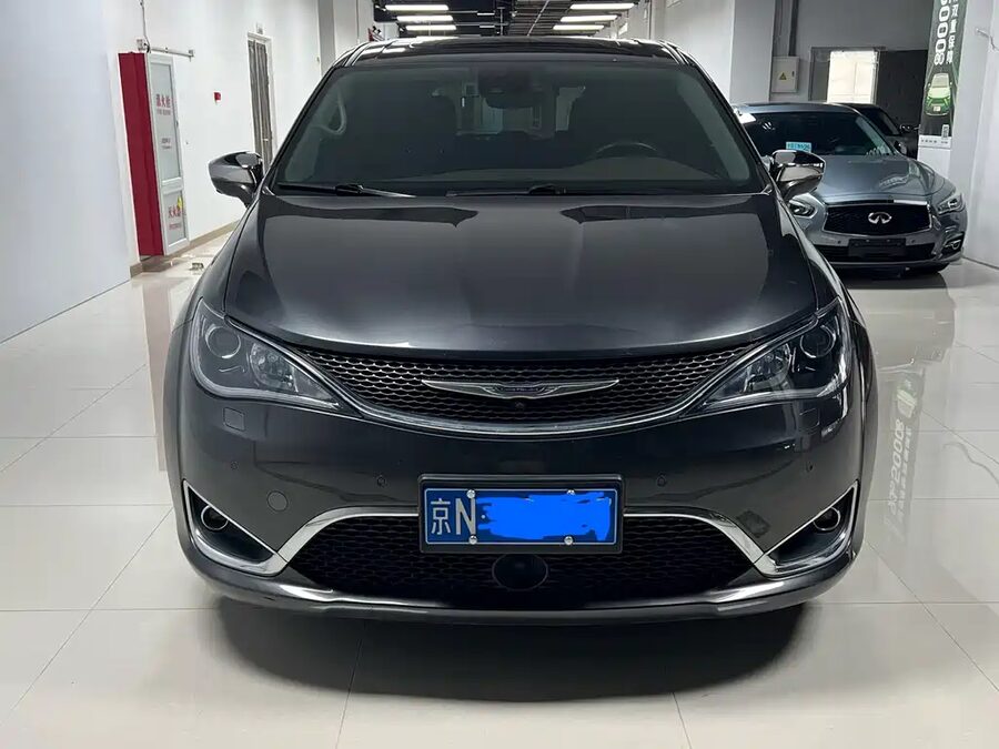Chrysler Grand Voyager (Import), 2019 — фото продавца с che168