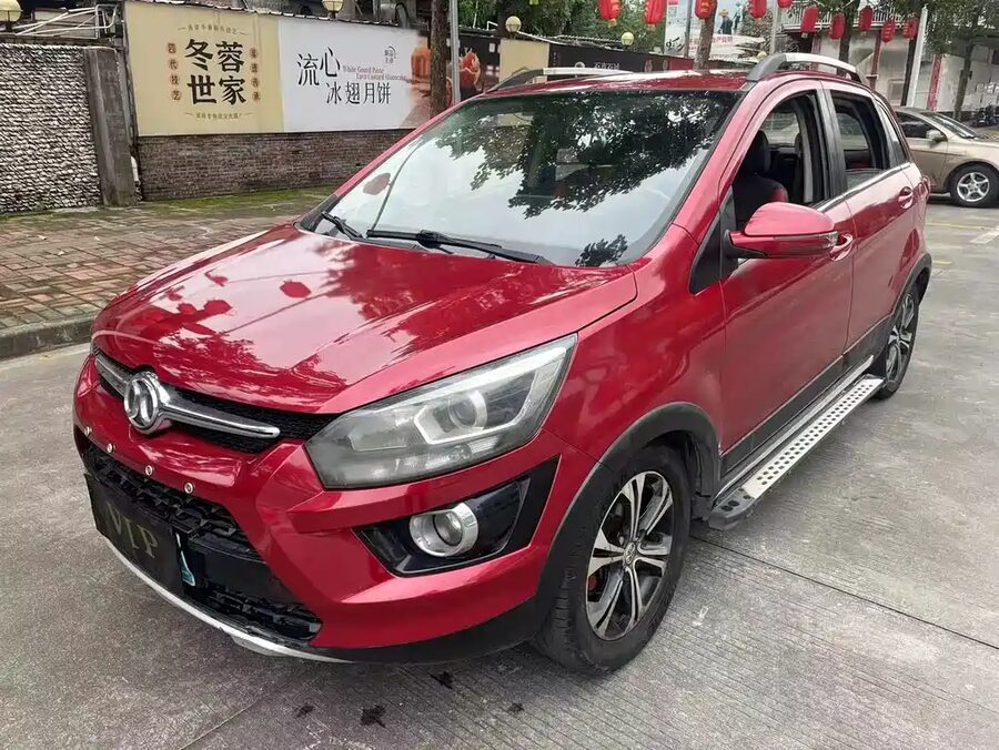 BAIC Senova X25, 2016 — фото продавца с che168