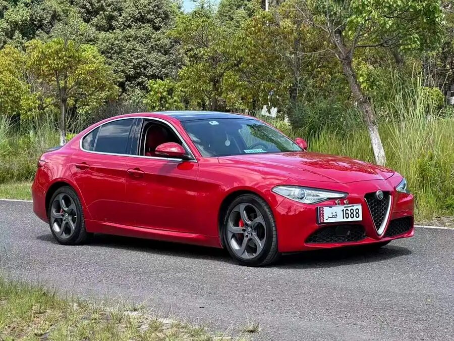Alfa Romeo Giulia, 2018 — фото продавца с che168