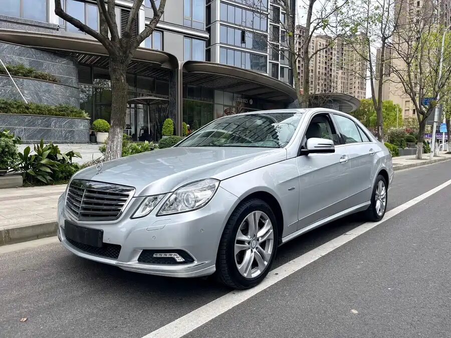 Mercedes-Benz E-Class (Import), 2010 — фото продавца с che168