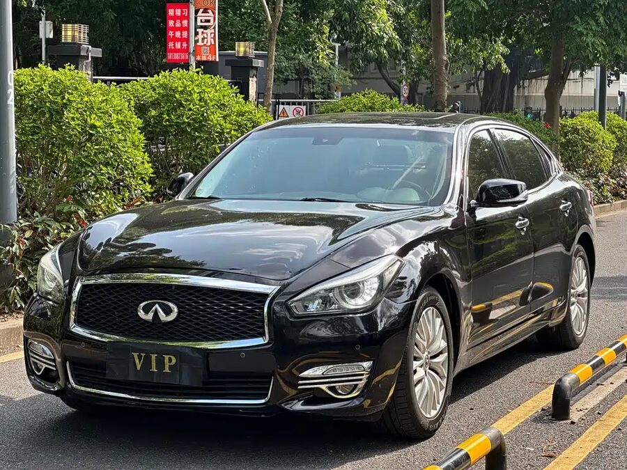 Infiniti Q70, 2017 — фото продавца с che168