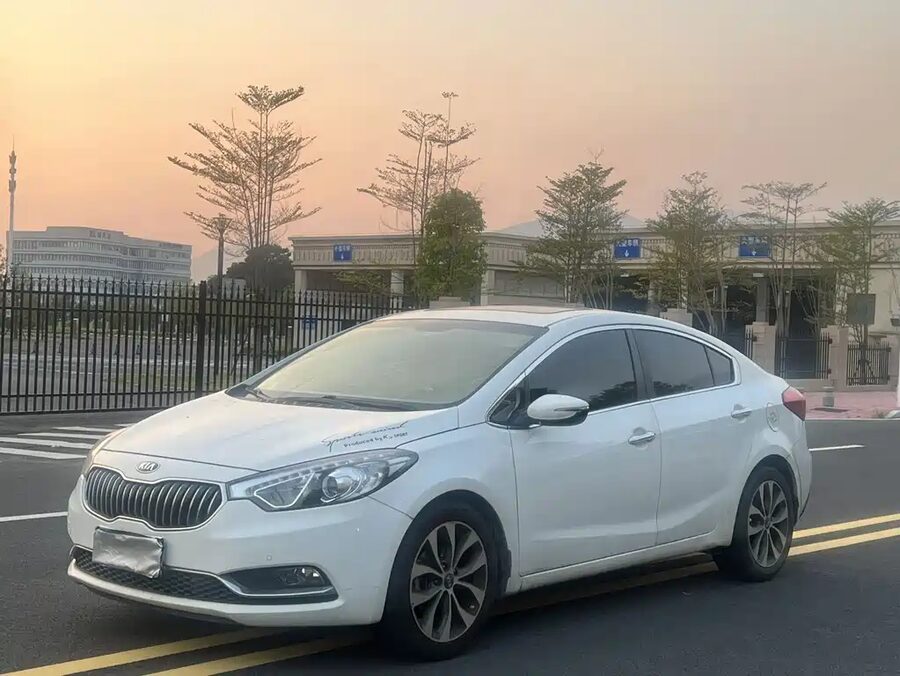 Kia K3, 2014 — фото продавца с che168