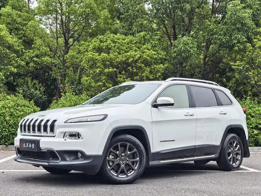 Jeep Cherokee, 2021 — фото продавца с che168