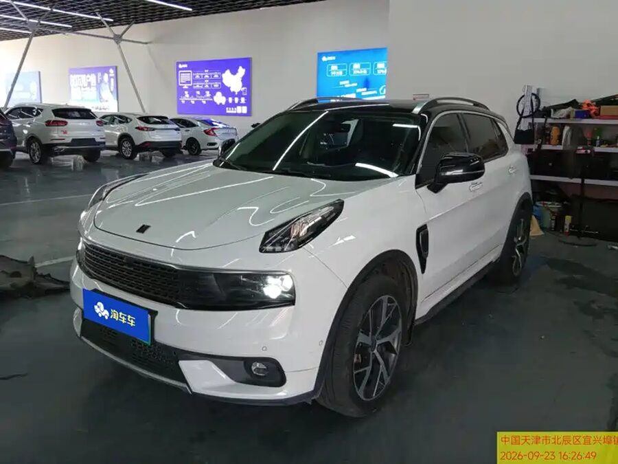 Lynk & Co 01 EM-P, 2018 — фото продавца с che168