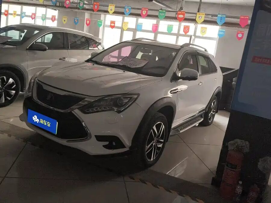 BYD Tang New Energy, 2015 — фото продавца с che168