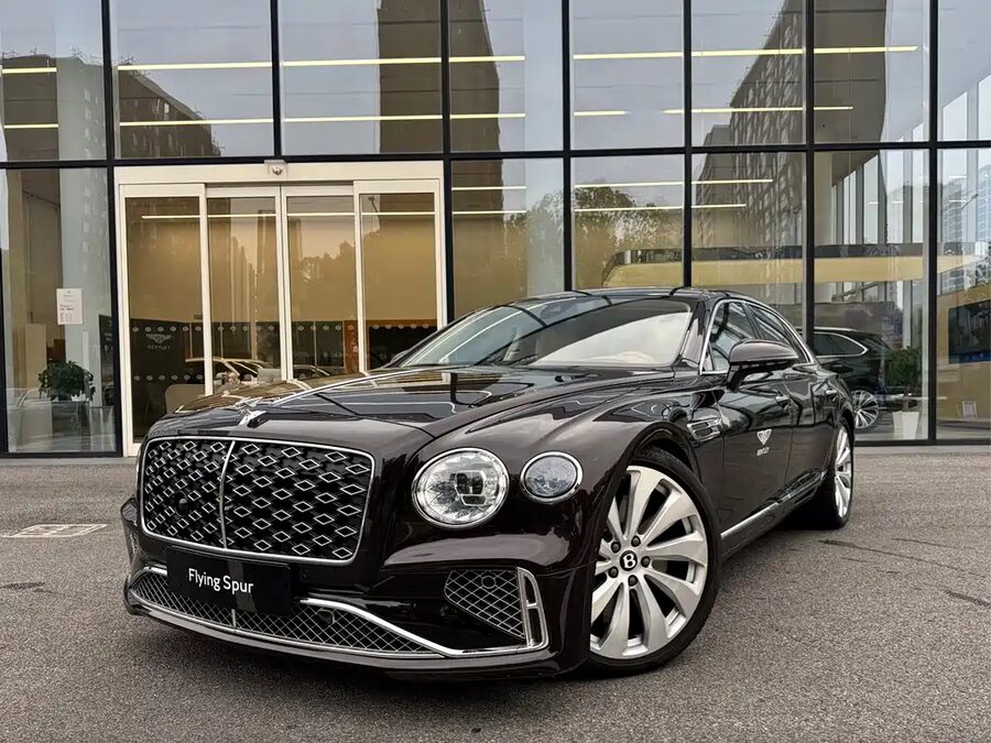 Bentley Flying Spur PHEV, 2026 — фото продавца с che168